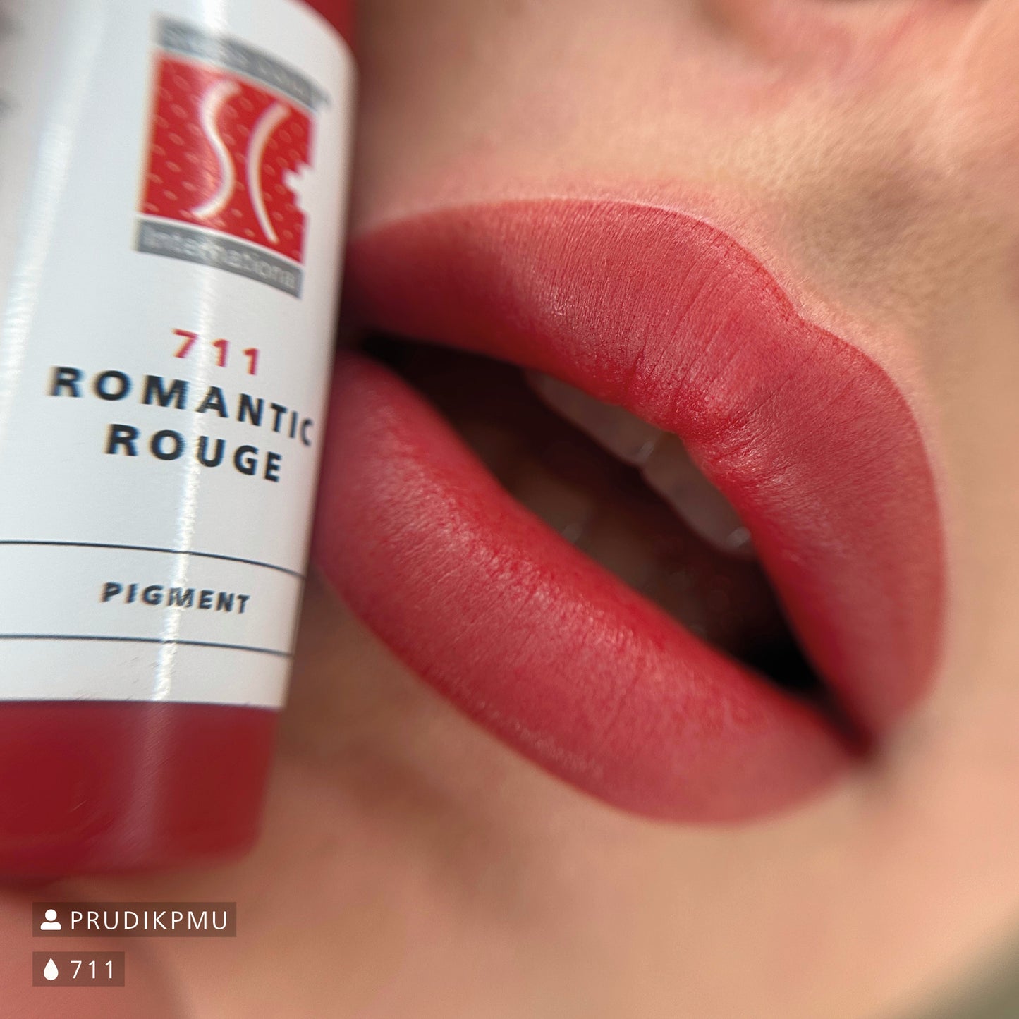 Swiss Color Romantic Rouge